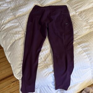 Patagonia LIKE NEW Purple Leggings